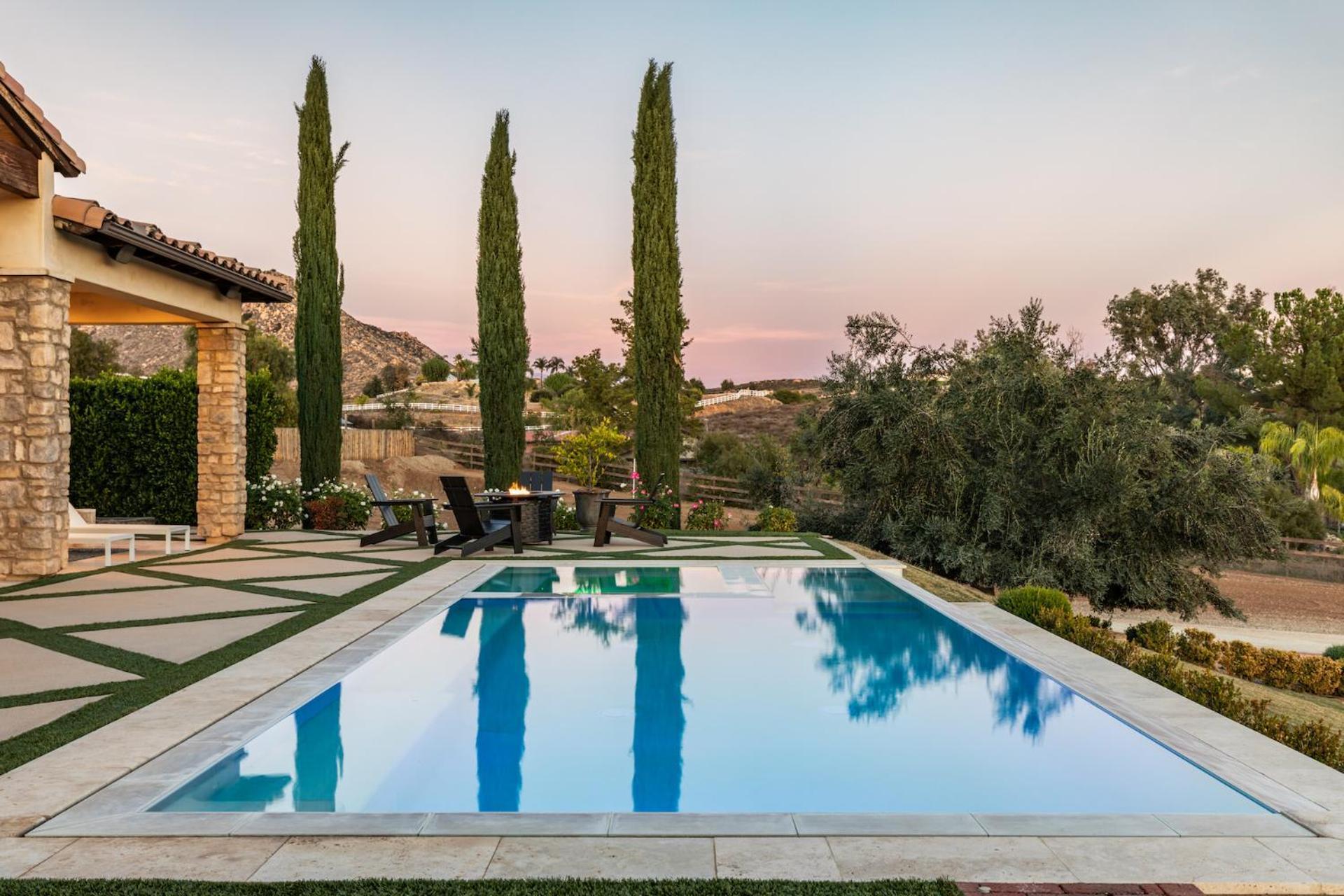 Villa De La Sky Ranch Sprawling Tuscan Villa In Wine Country Temecula Exterior photo